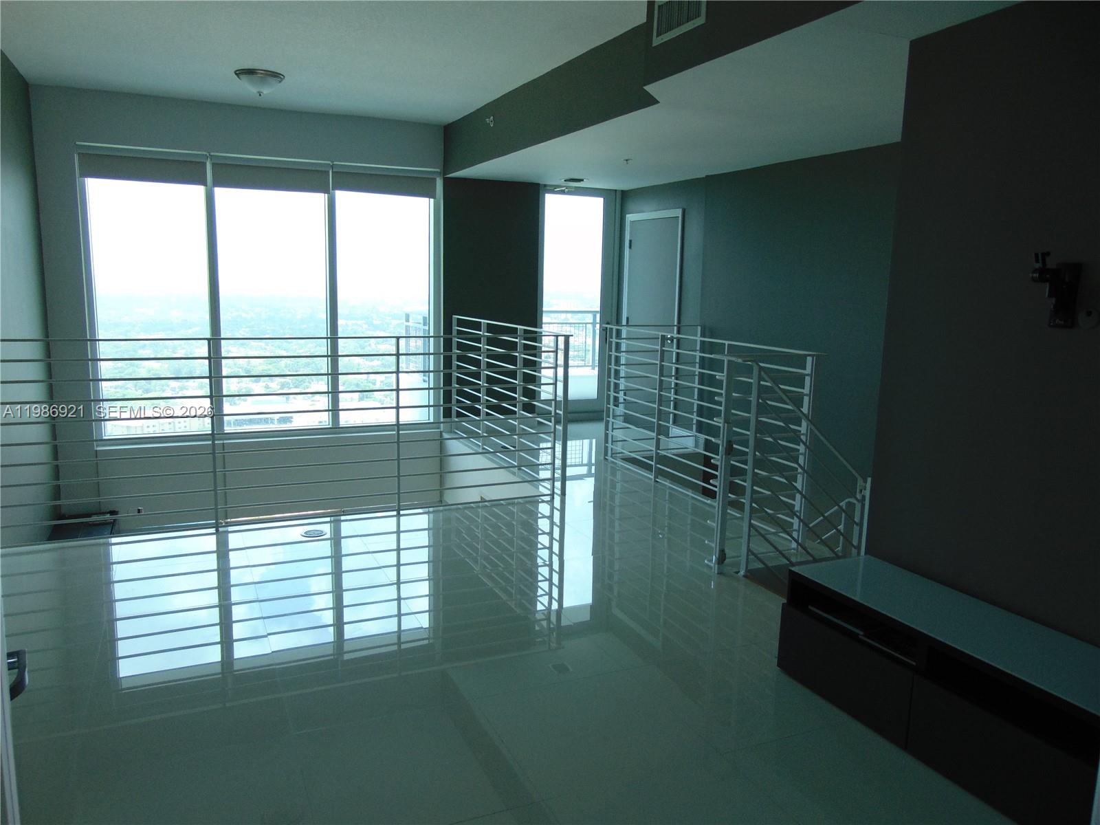 60 SW 13th St #2619, Miami FL 33130