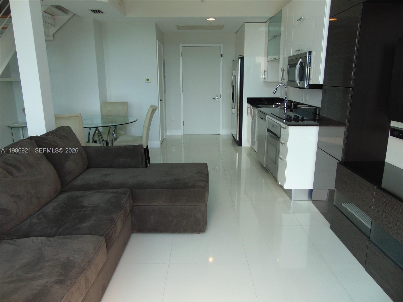 60 SW 13th St #2619, Miami FL 33130