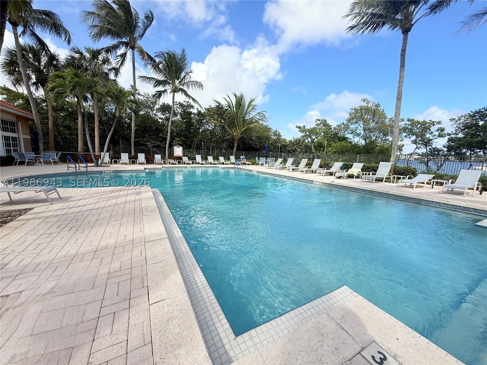 1000 Scotia Dr #101, Hypoluxo FL 33462