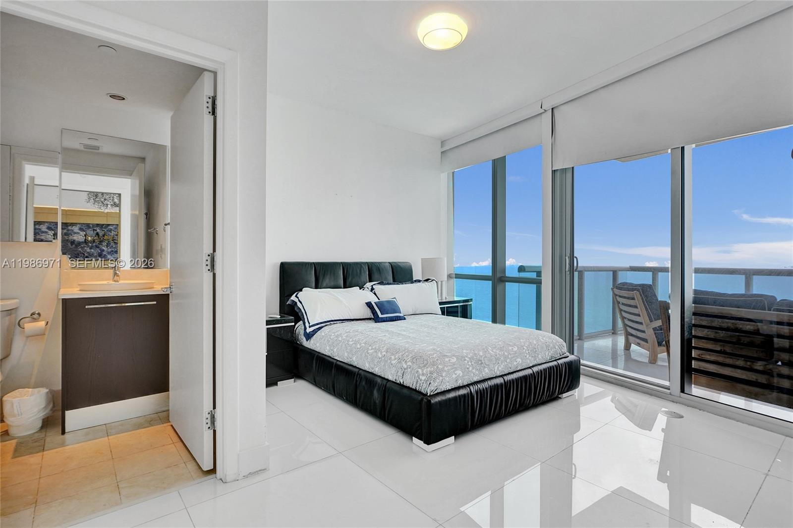 17121 Collins Ave #3206, Sunny Isles Beach FL 33160