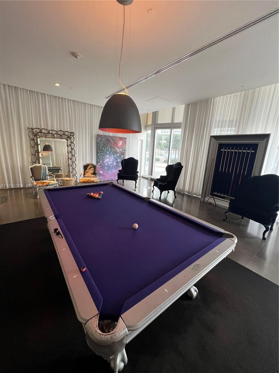 495 Brickell Ave #2707, Miami FL 33131