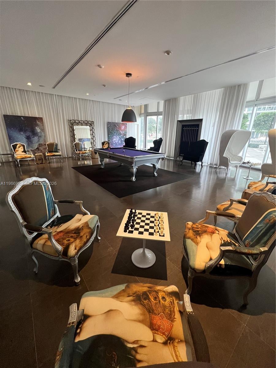 495 Brickell Ave #2707, Miami FL 33131