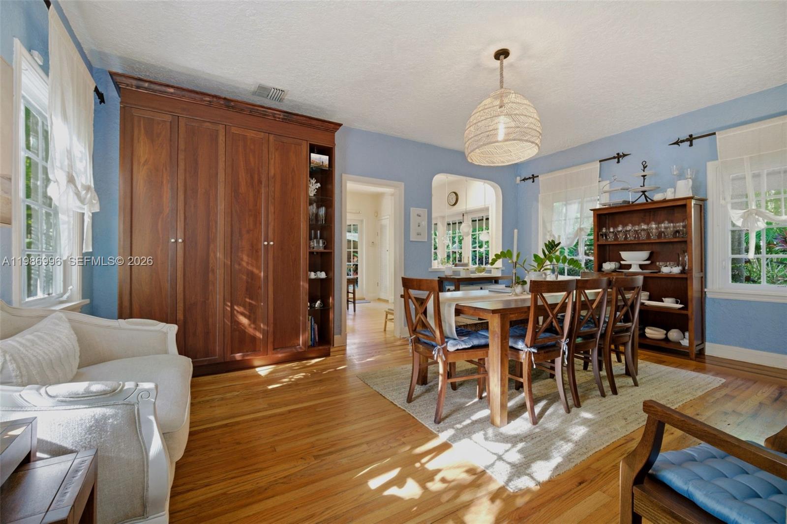 1231 Catalonia Ave, Coral Gables FL 33134