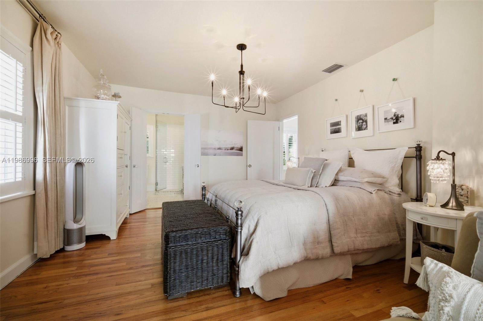 1231 Catalonia Ave, Coral Gables FL 33134