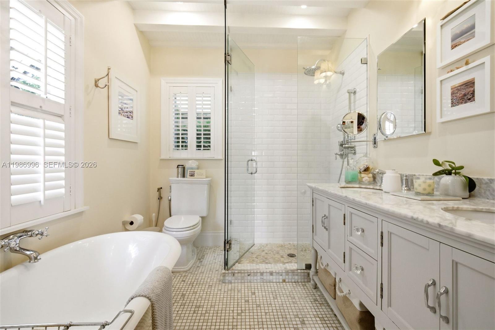 1231 Catalonia Ave, Coral Gables FL 33134