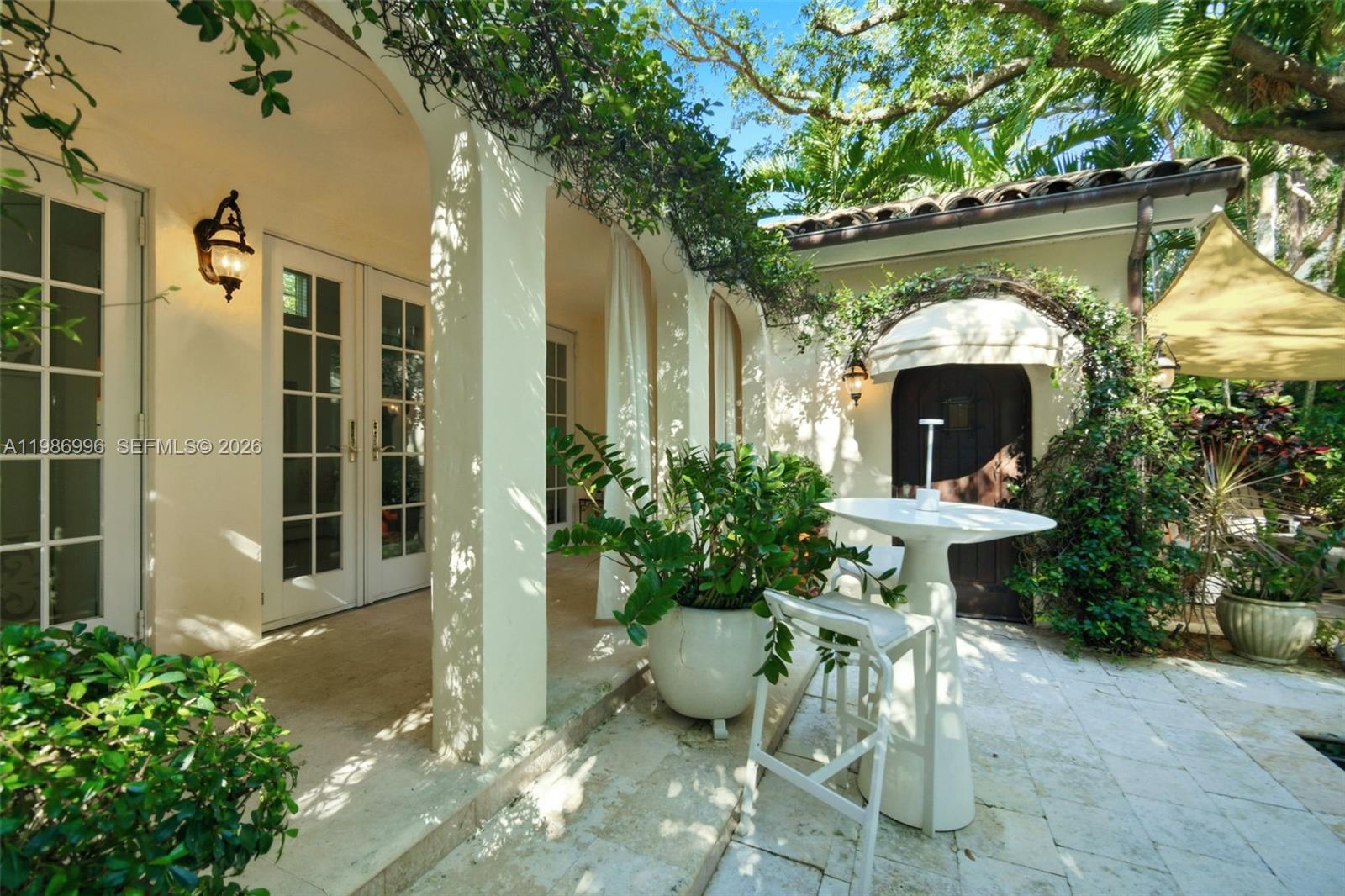 1231 Catalonia Ave, Coral Gables FL 33134