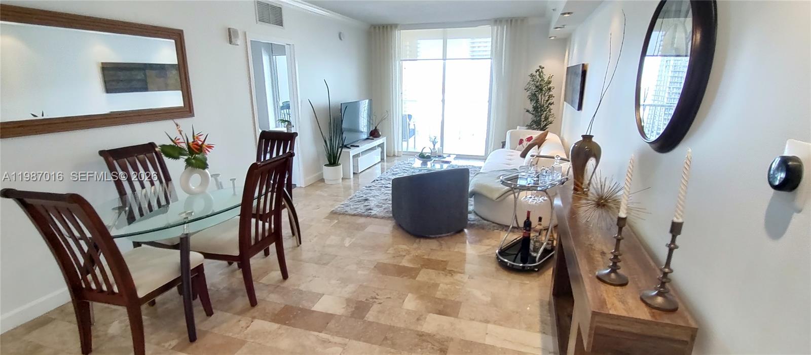 170 SE 14th St #2805, Miami FL 33131