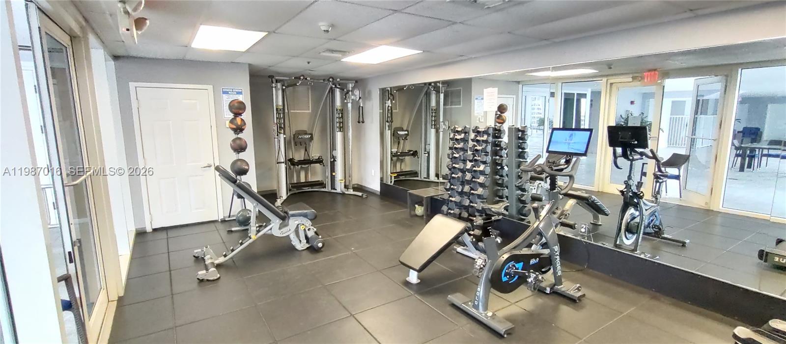 170 SE 14th St #2805, Miami FL 33131