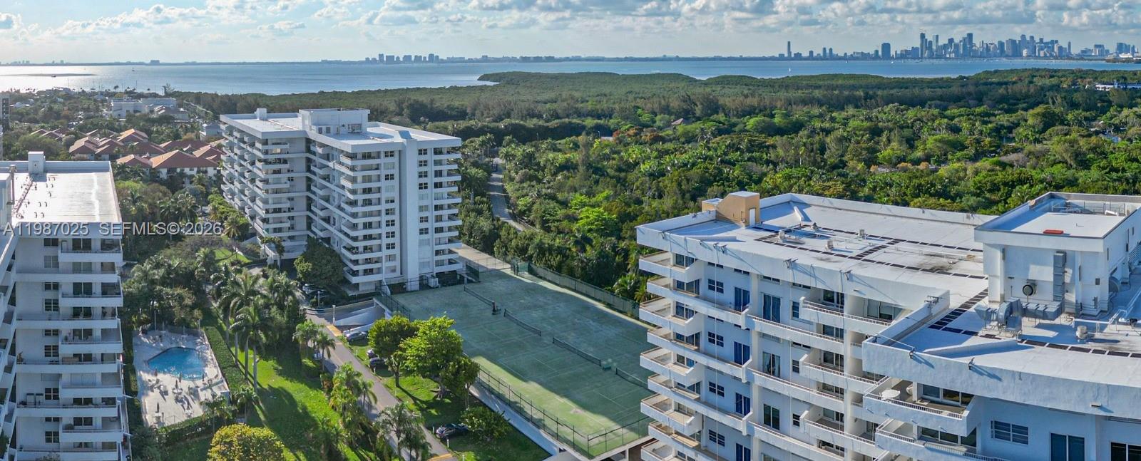 155 Ocean Lane Dr #201, Key Biscayne FL 33149
