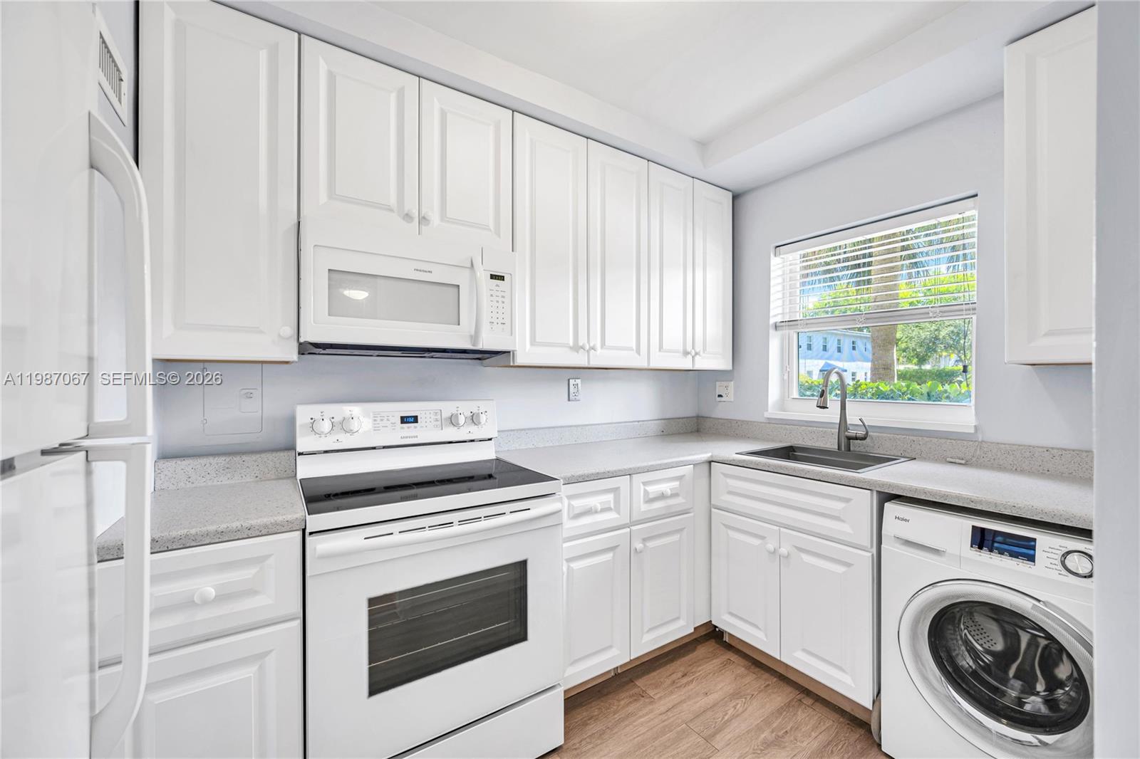 7621 SW 55th Ave #21A, Miami FL 33143
