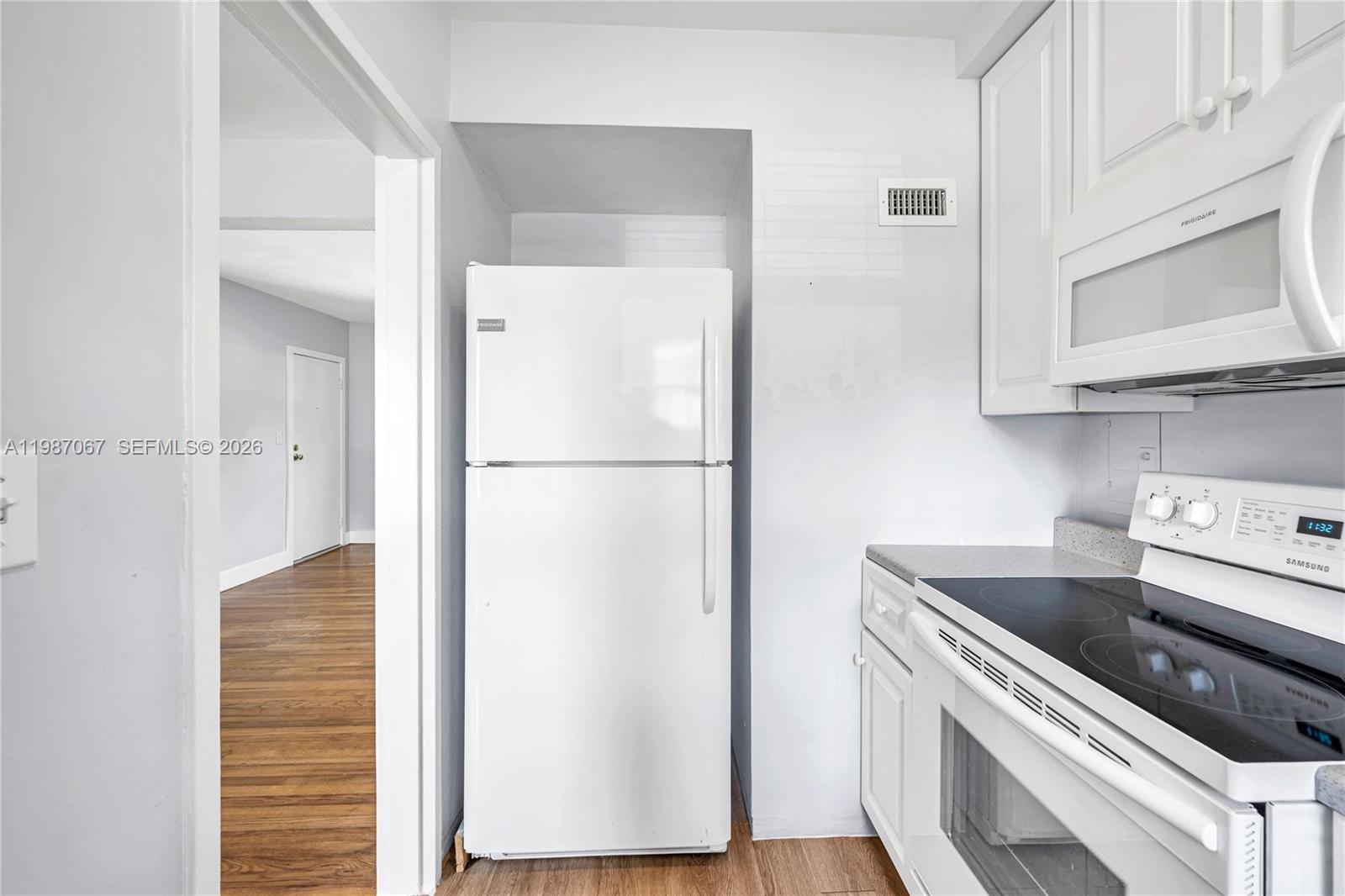7621 SW 55th Ave #21A, Miami FL 33143