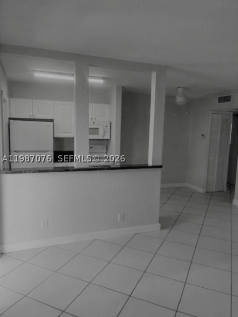 5050 Bayview Dr #17, Fort Lauderdale FL 33308