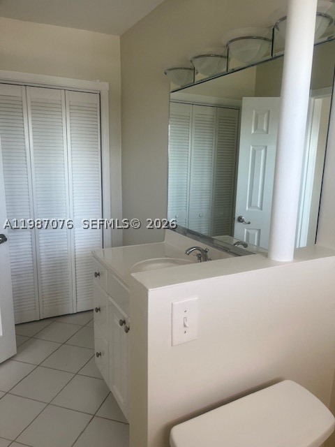 5050 Bayview Dr #17, Fort Lauderdale FL 33308