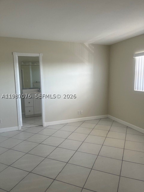 5050 Bayview Dr #17, Fort Lauderdale FL 33308