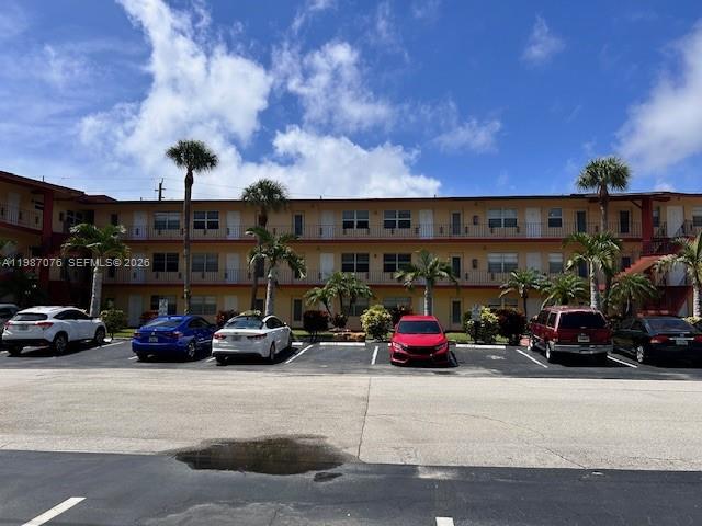 5050 Bayview Dr #17, Fort Lauderdale FL 33308
