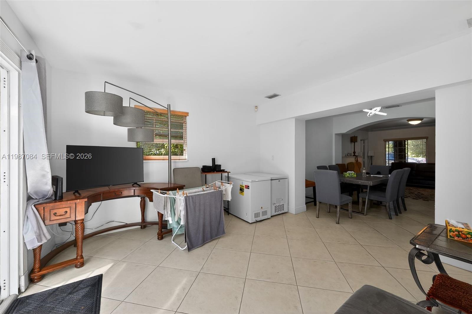 2131 Biarritz Dr, Miami Beach FL 33141