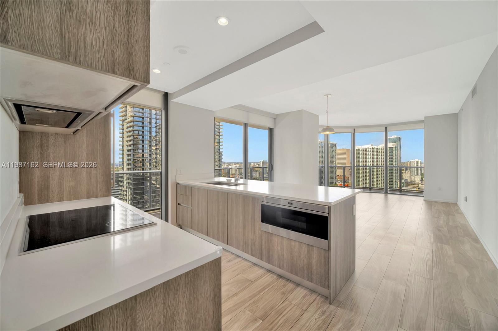 801 S Miami Ave #2909, Miami FL 33130