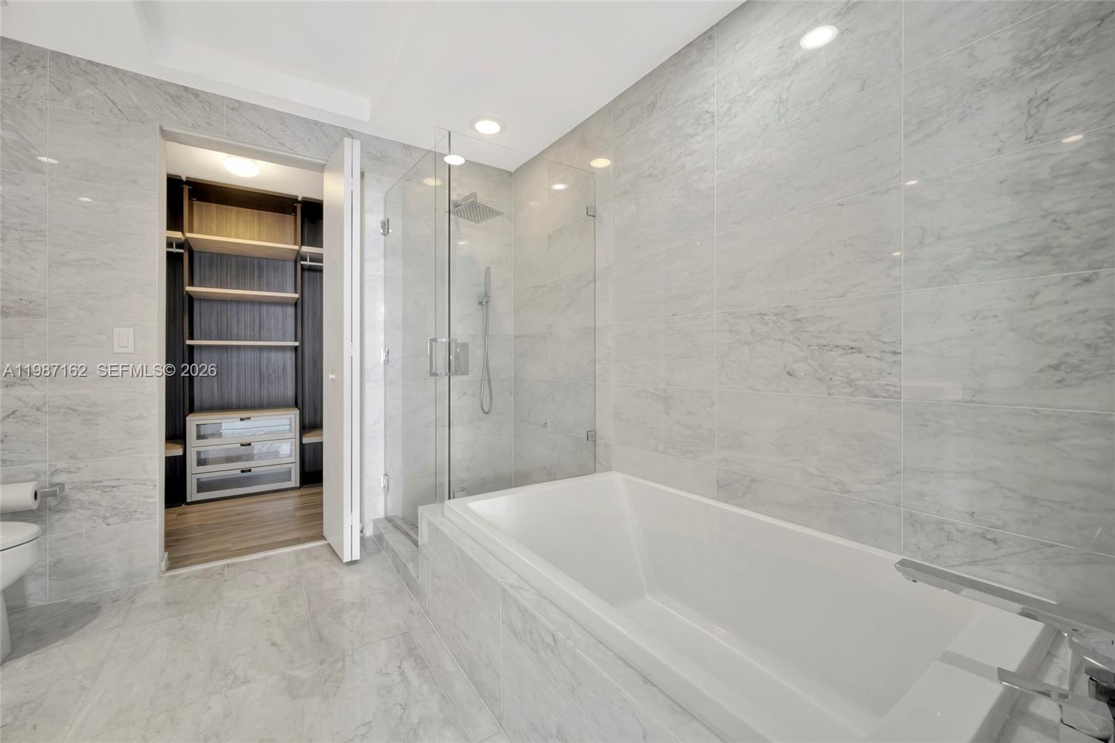 801 S Miami Ave #2909, Miami FL 33130