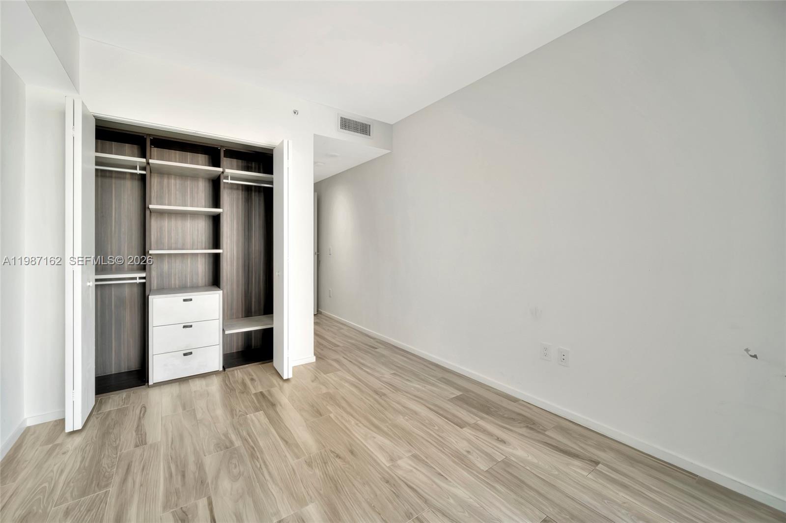 801 S Miami Ave #2909, Miami FL 33130