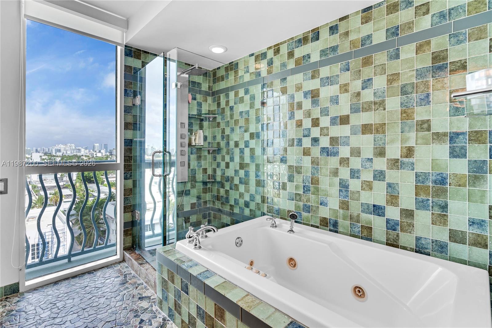 1500 Ocean Dr #907, Miami Beach FL 33139