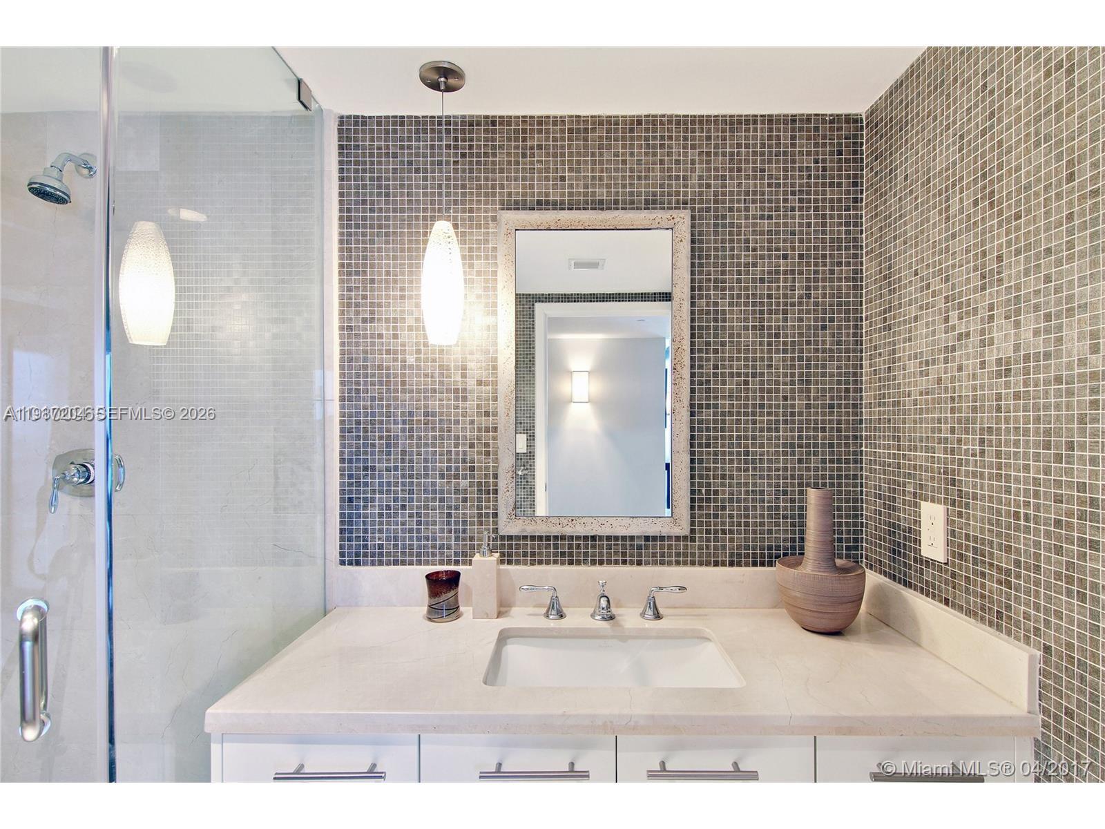 6801 COLLINS AVE #1104, Miami Beach FL 33141