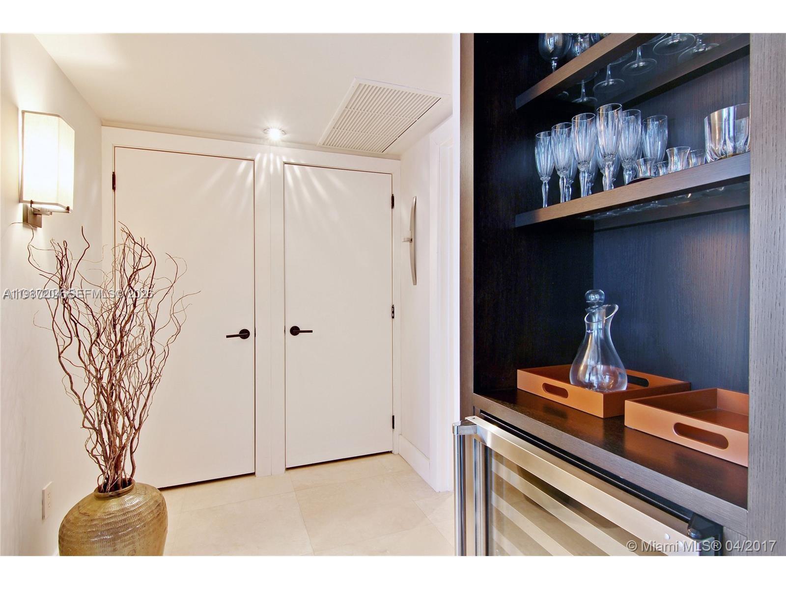 6801 COLLINS AVE #1104, Miami Beach FL 33141