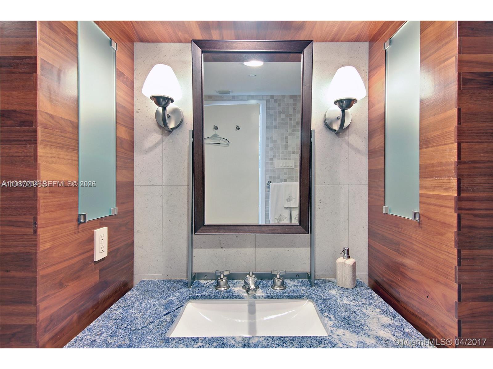6801 COLLINS AVE #1104, Miami Beach FL 33141