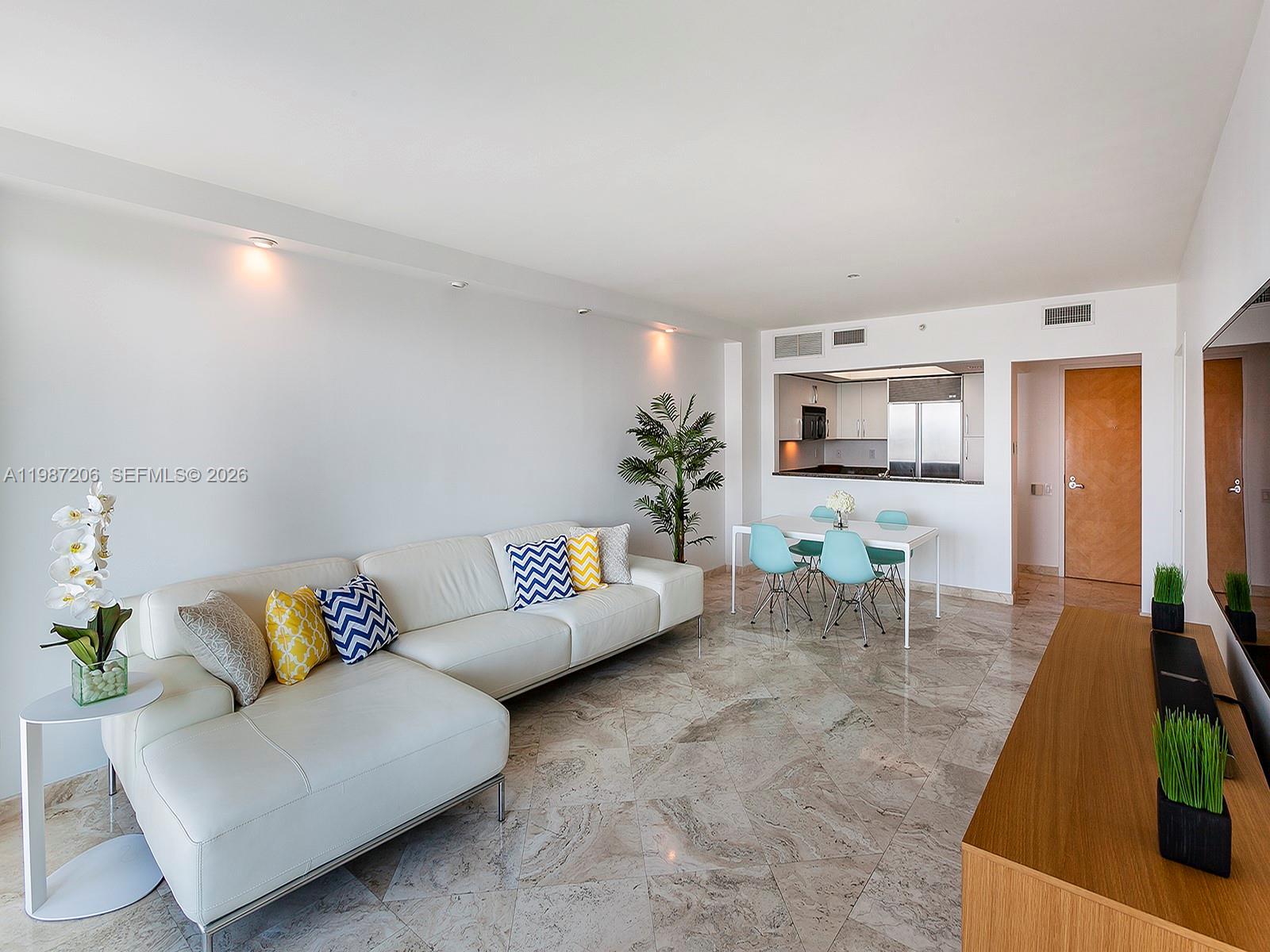 1500 Ocean Dr #PH-10, Miami Beach FL 33139