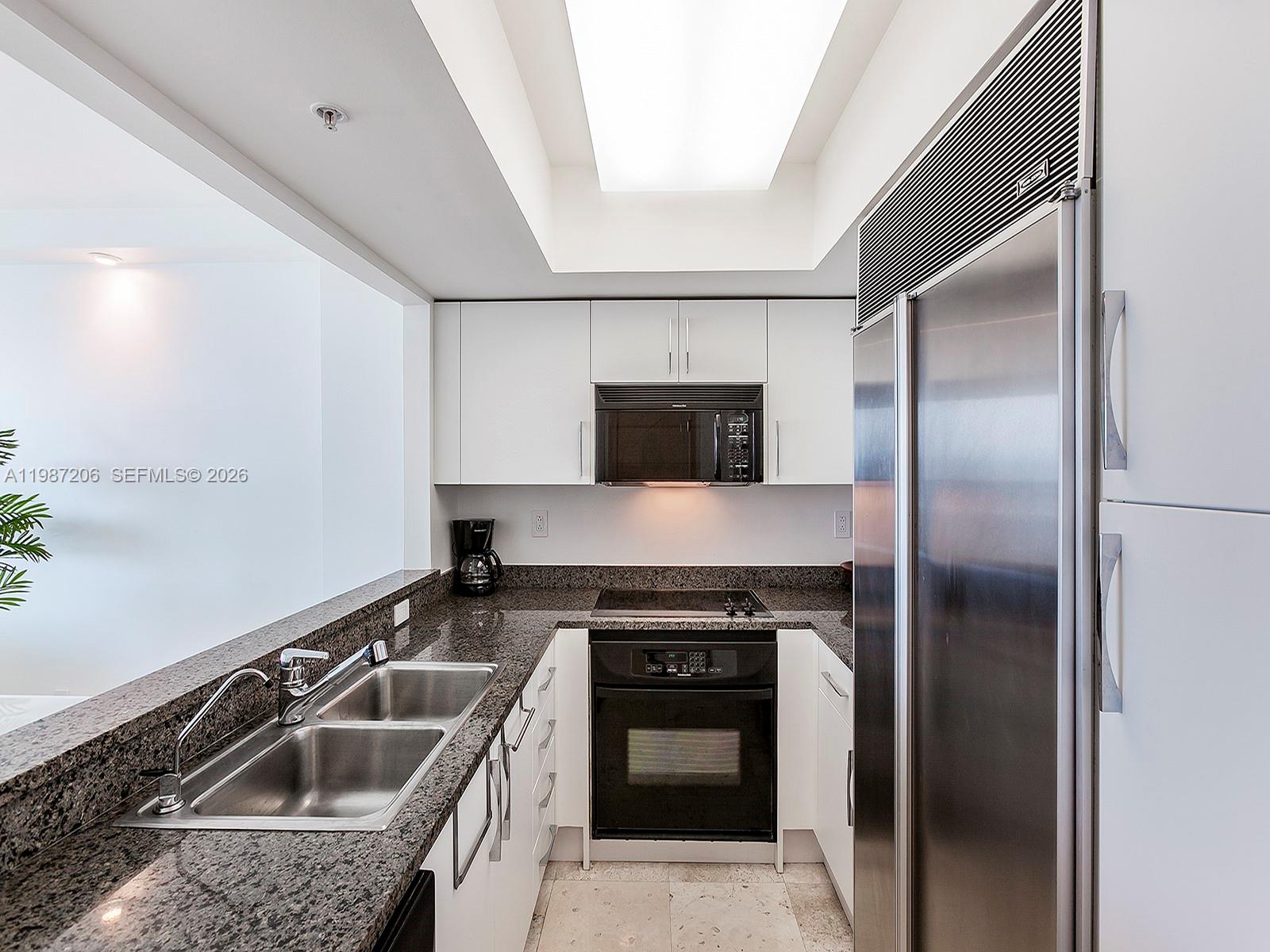 1500 Ocean Dr #PH-10, Miami Beach FL 33139