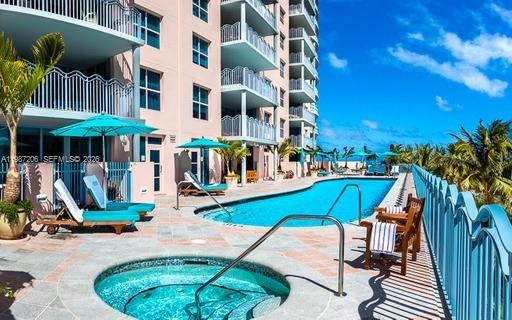 1500 Ocean Dr #PH-10, Miami Beach FL 33139