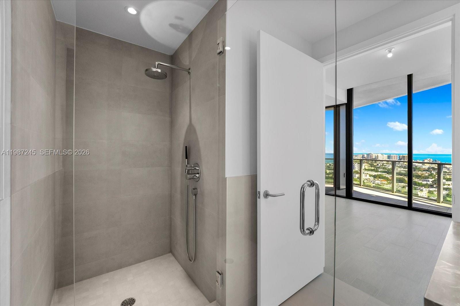 500 Alton Rd #2402, Miami Beach FL 33139