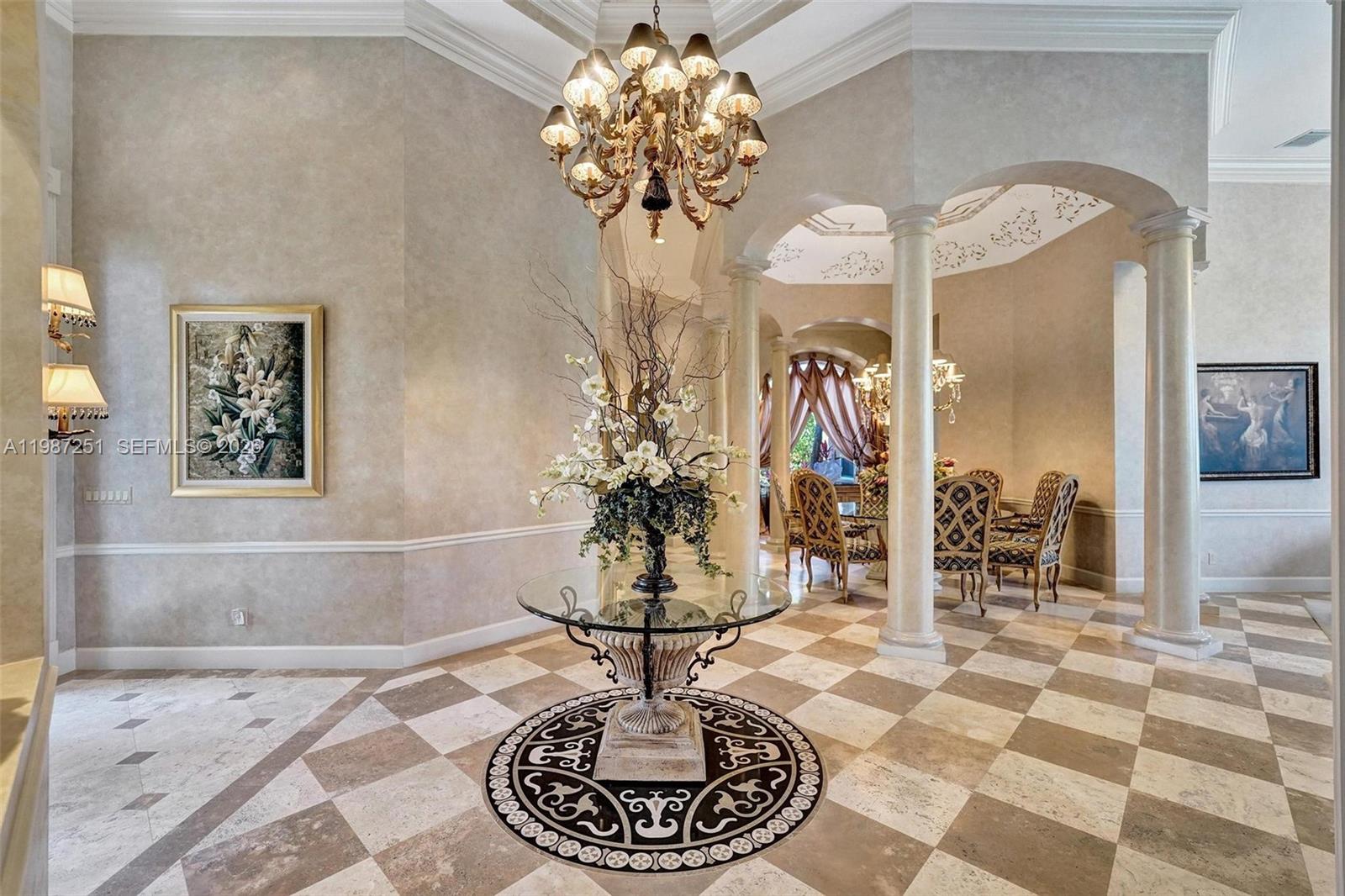 10813 Blackhawk St, Plantation FL 33324