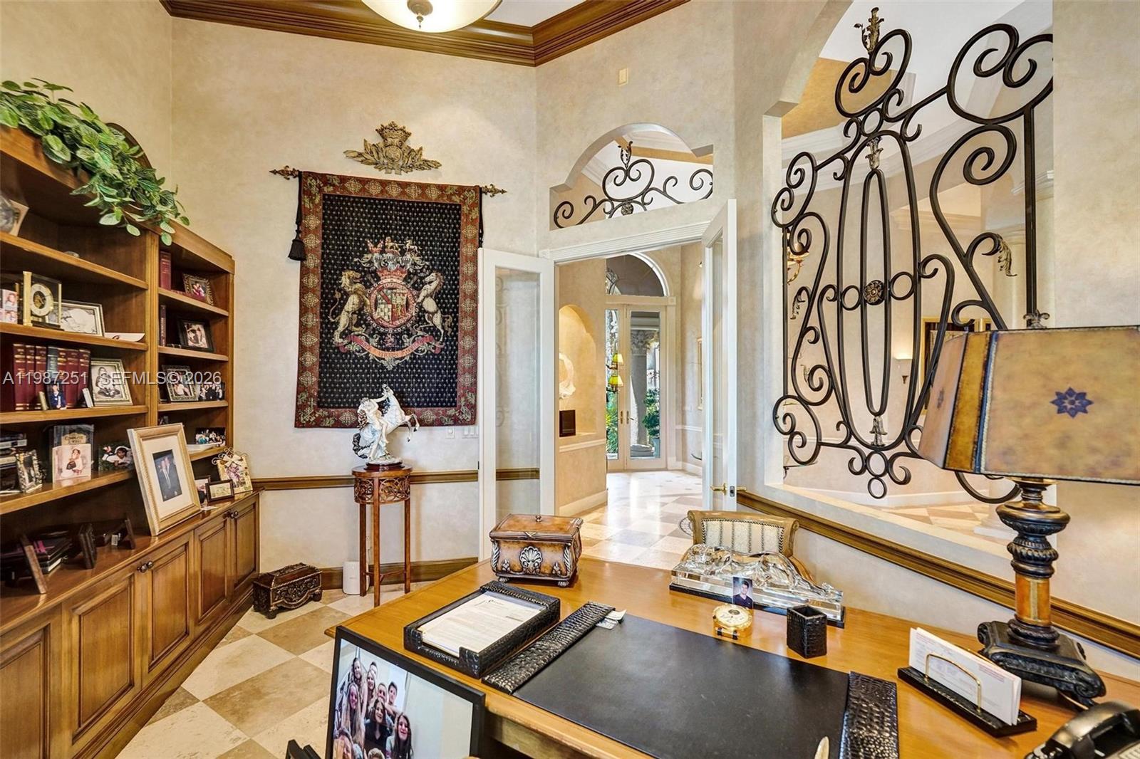10813 Blackhawk St, Plantation FL 33324