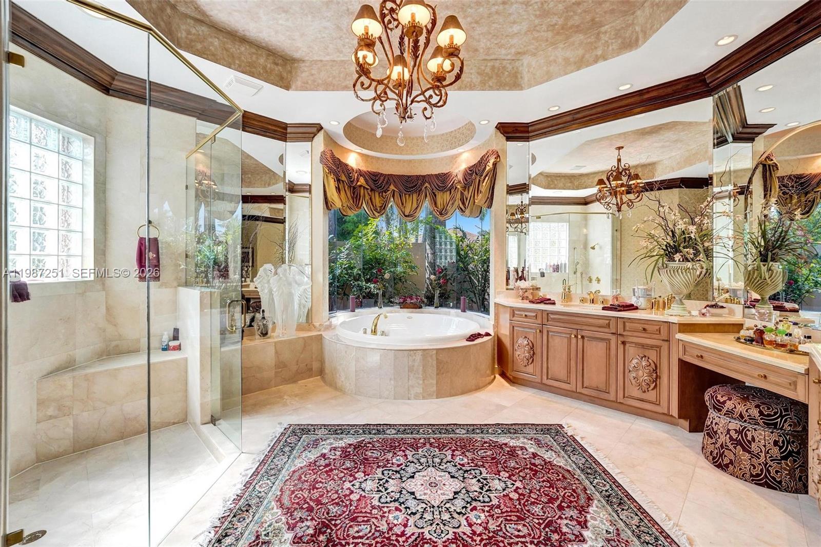 10813 Blackhawk St, Plantation FL 33324