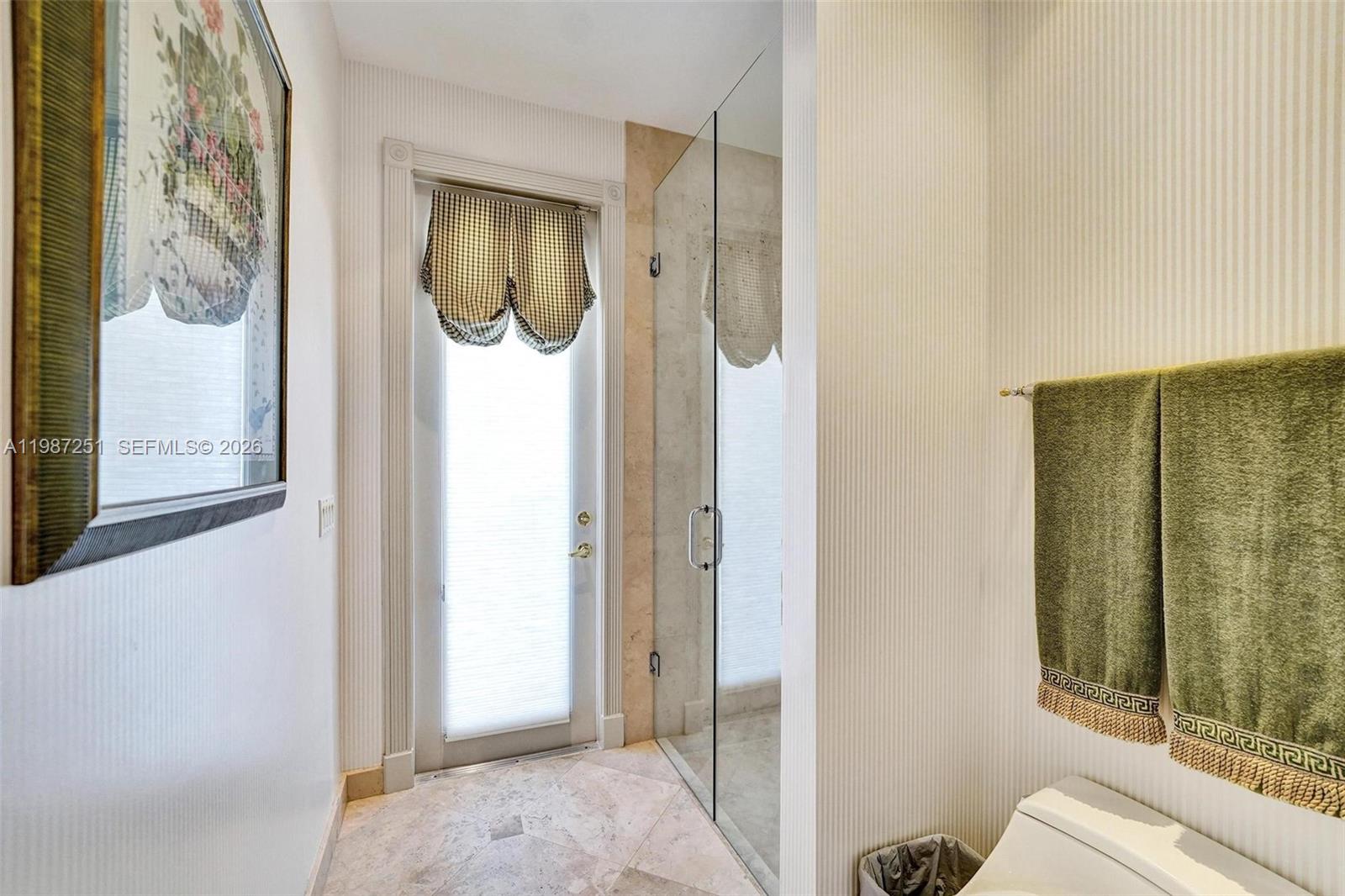 10813 Blackhawk St, Plantation FL 33324