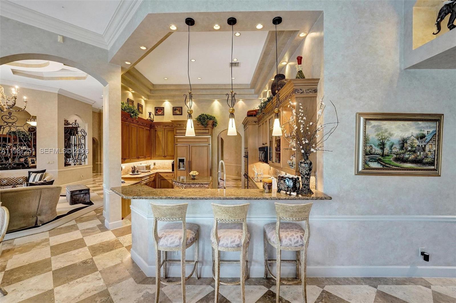 10813 Blackhawk St, Plantation FL 33324