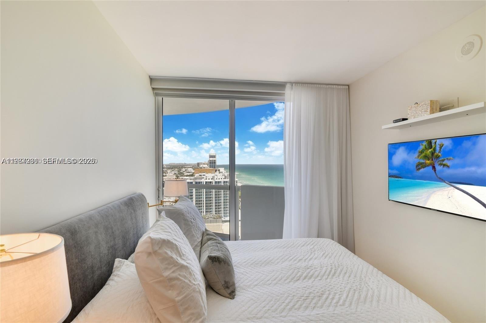 6365 Collins Ave #2810, Miami Beach FL 33141