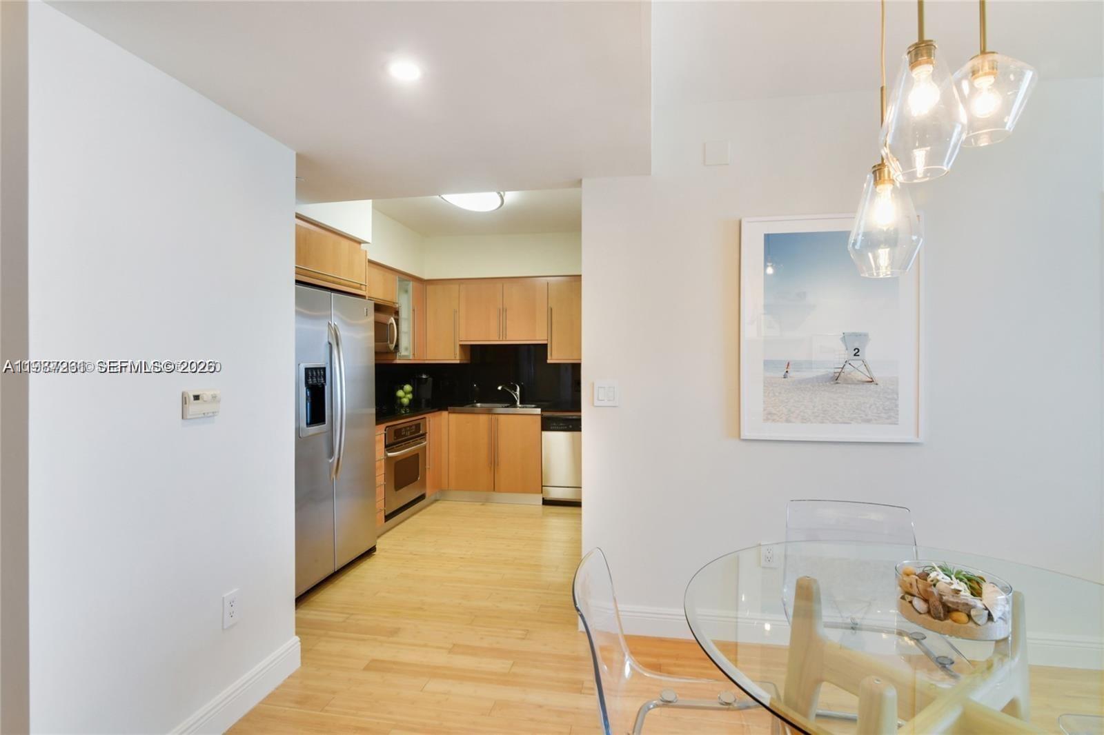 6365 Collins Ave #2810, Miami Beach FL 33141