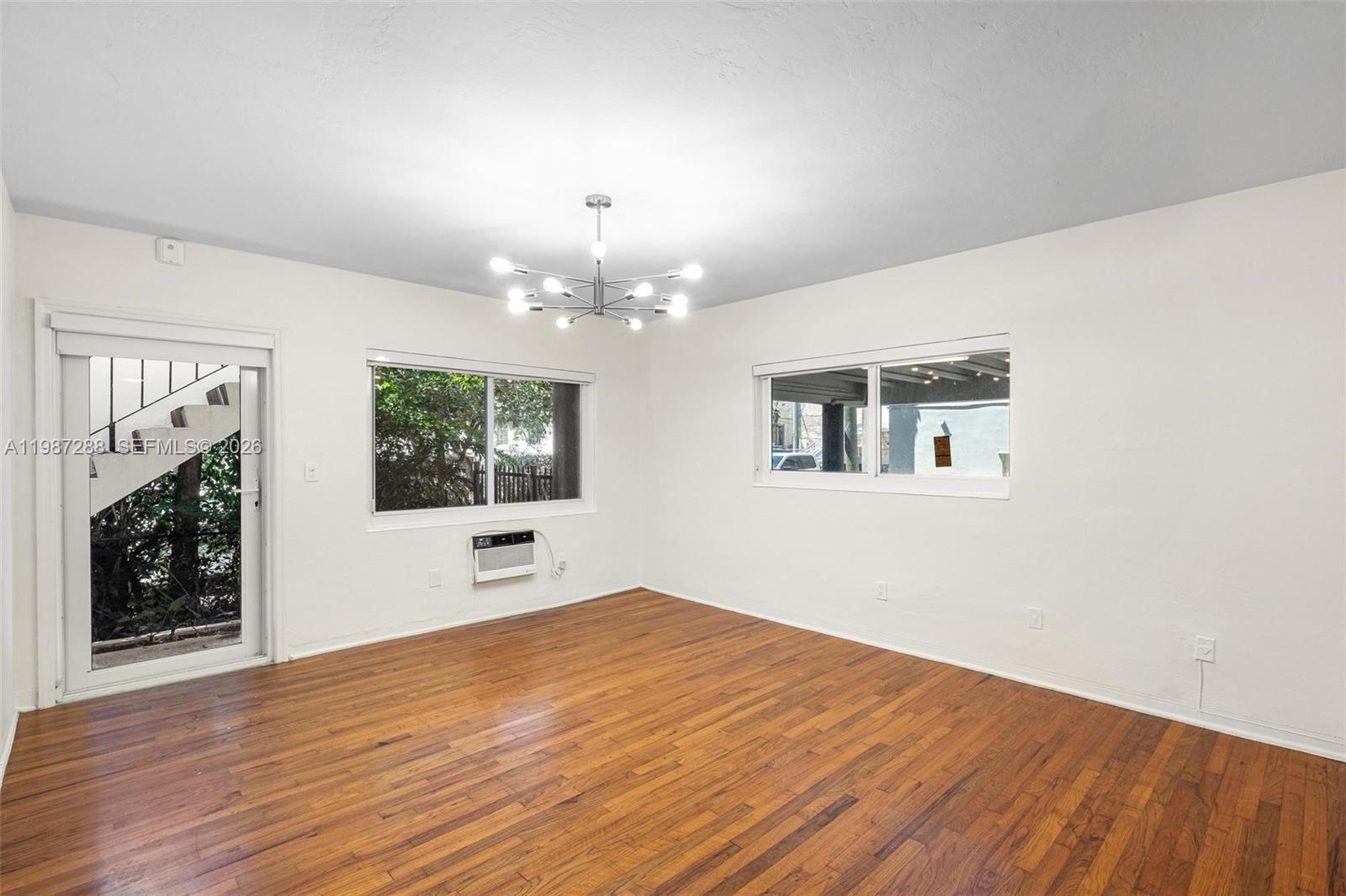428 Collins Ave #7, Miami Beach FL 33139