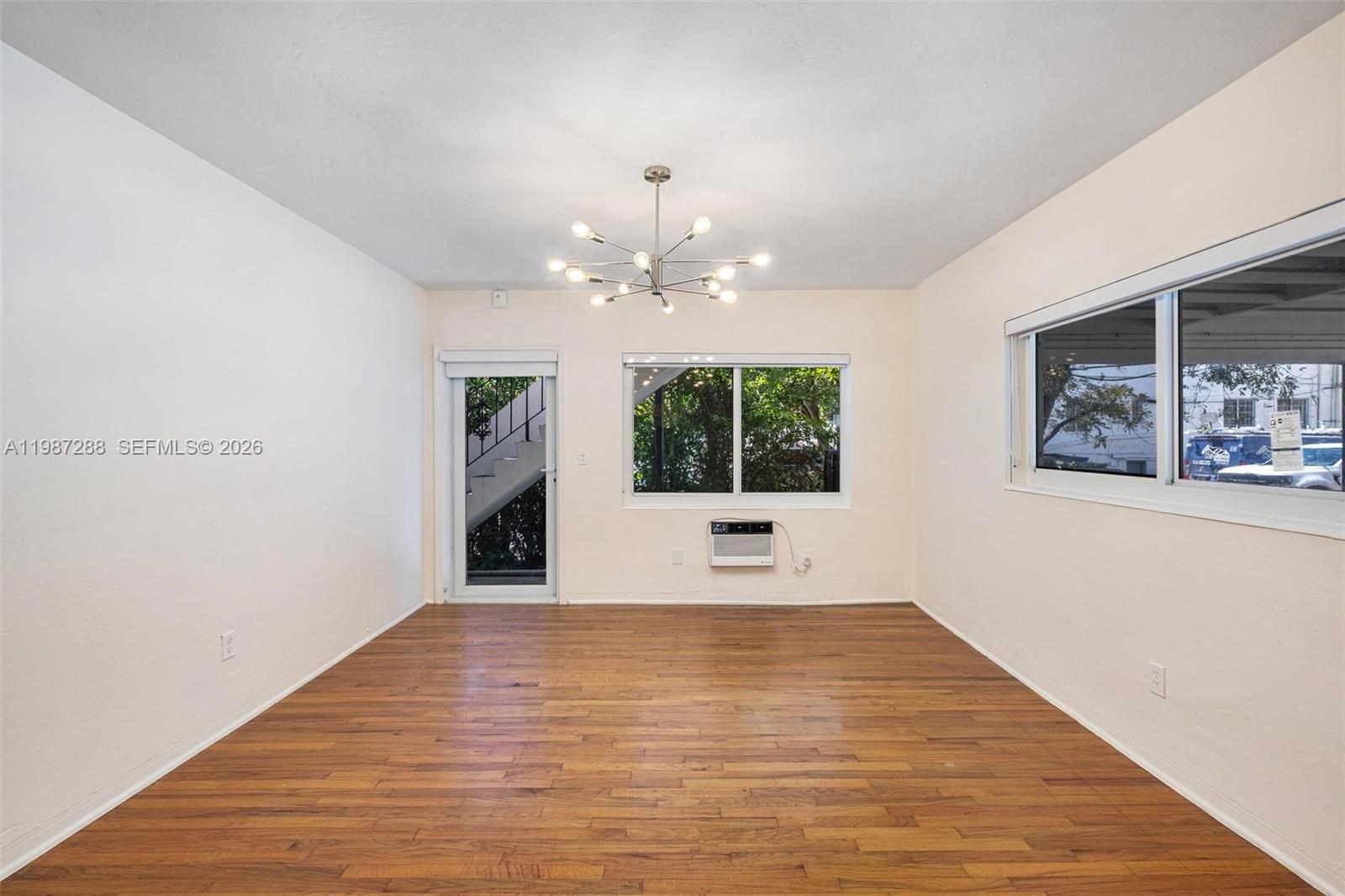 428 Collins Ave #7, Miami Beach FL 33139