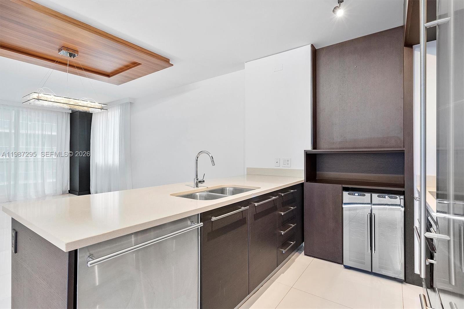 55 SE 6th St #1607, Miami FL 33131