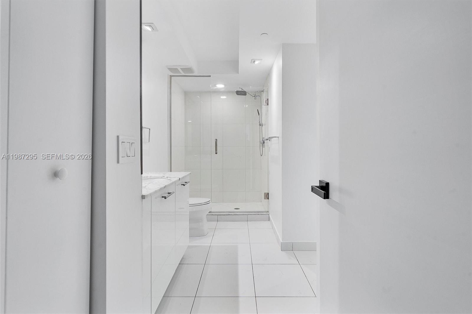 55 SE 6th St #1607, Miami FL 33131