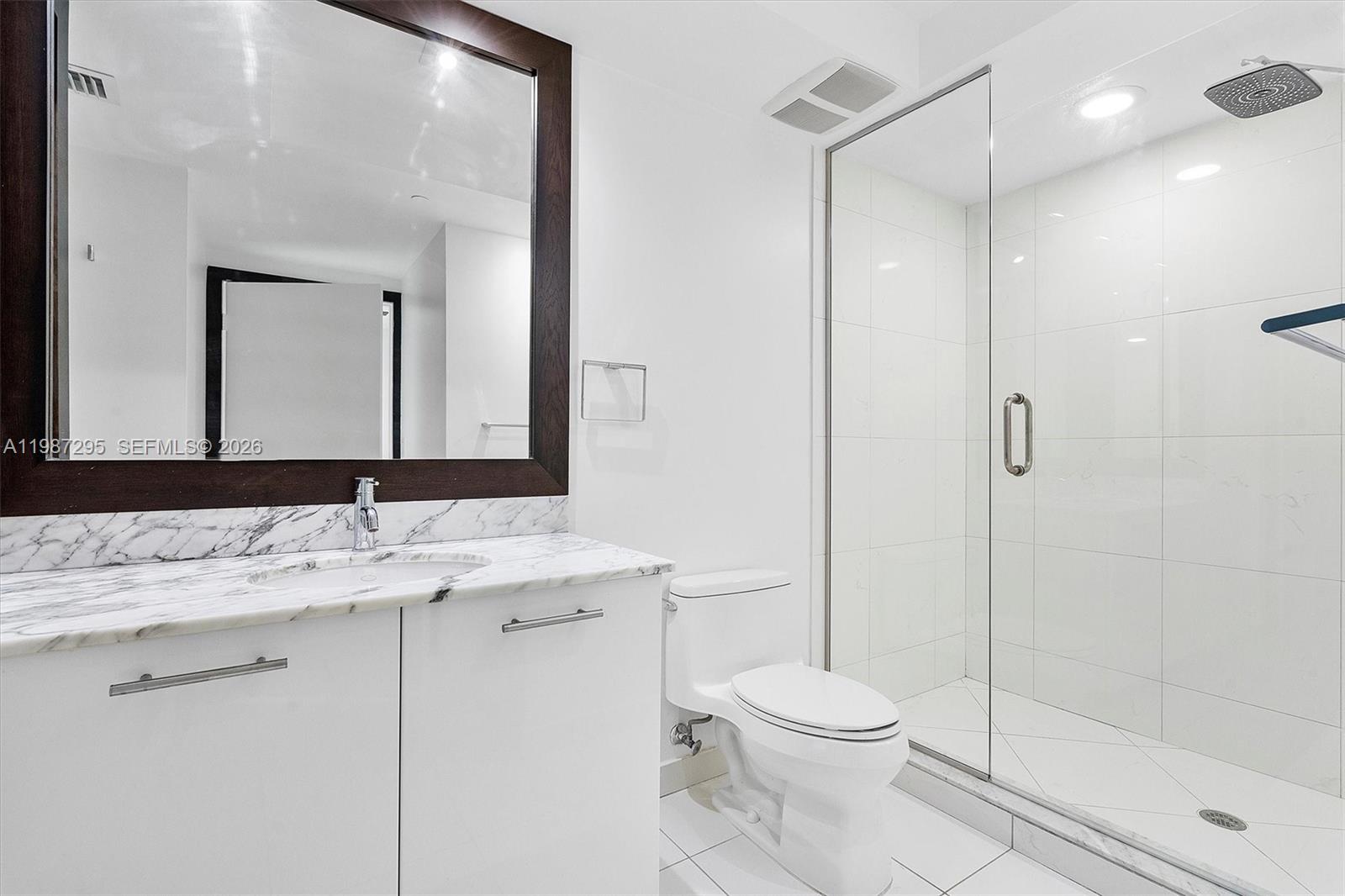 55 SE 6th St #1607, Miami FL 33131