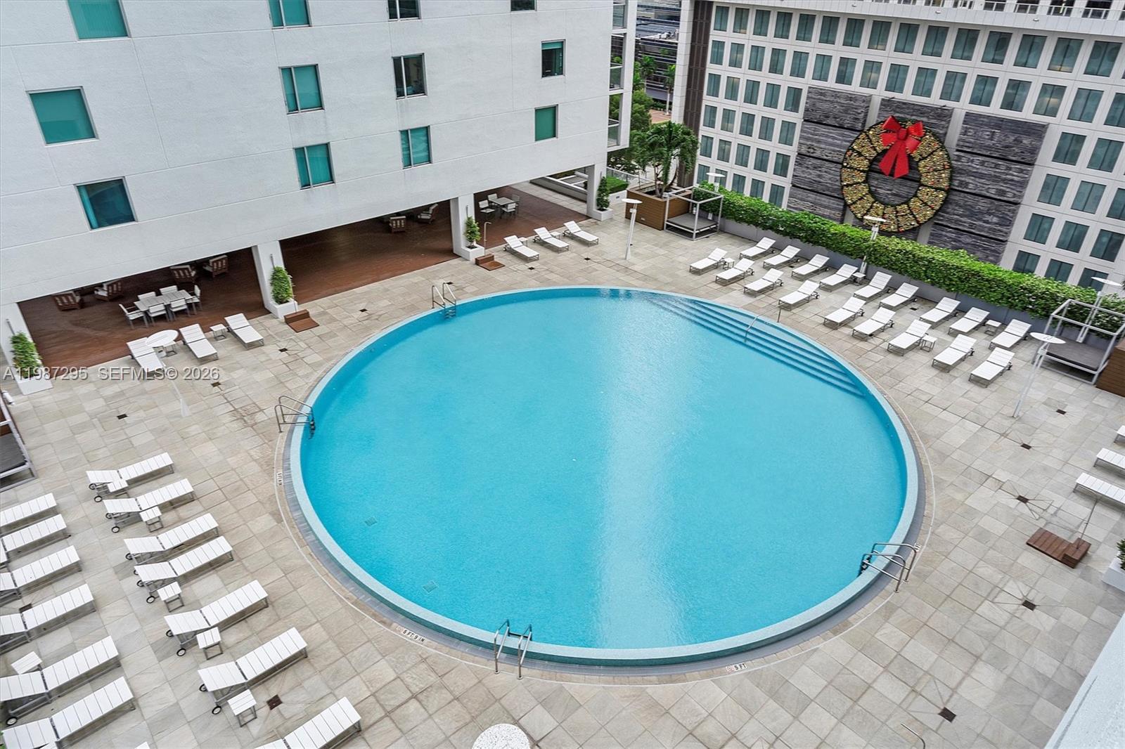 55 SE 6th St #1607, Miami FL 33131