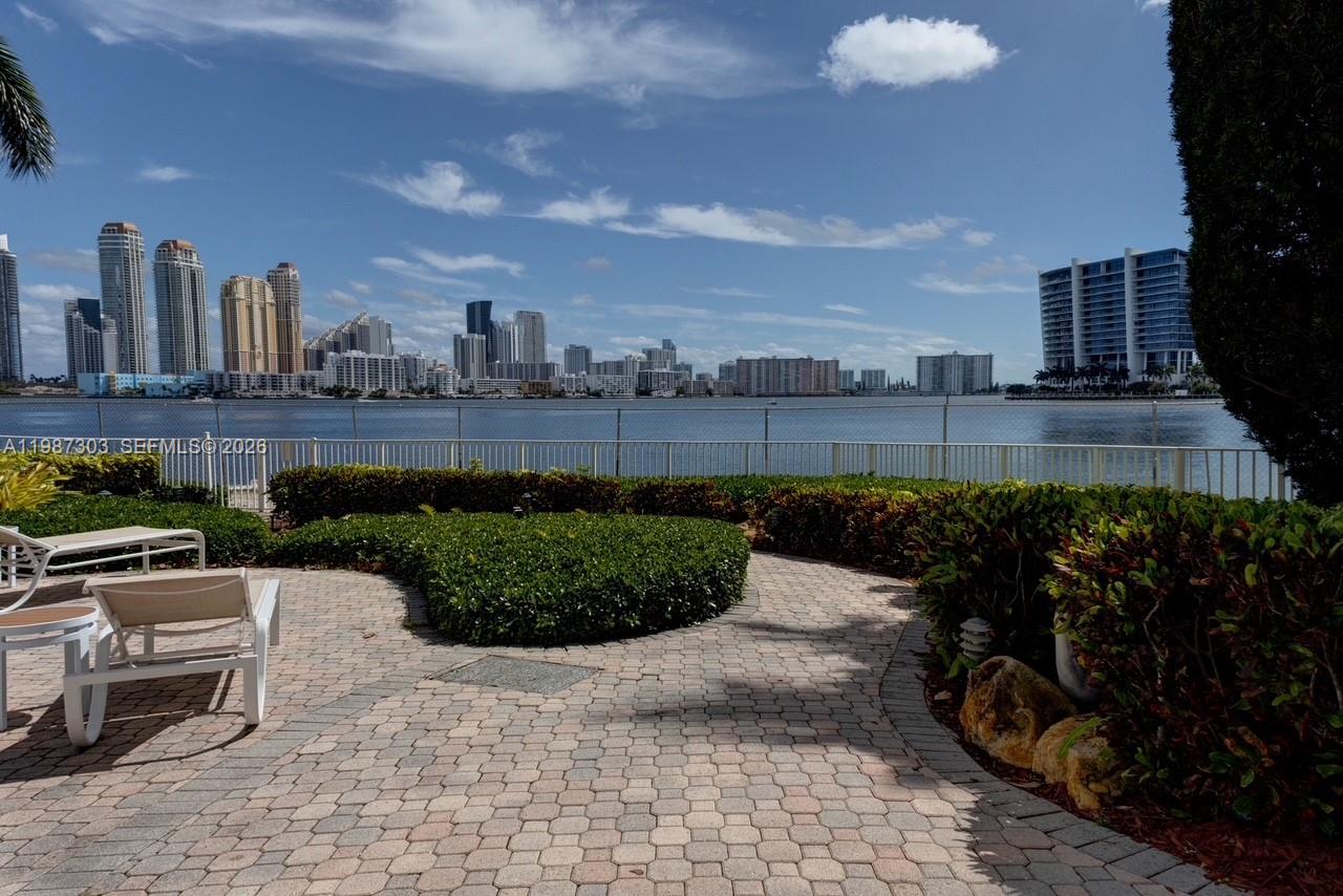 3600 Mystic Pointe Dr #613, Aventura FL 33180