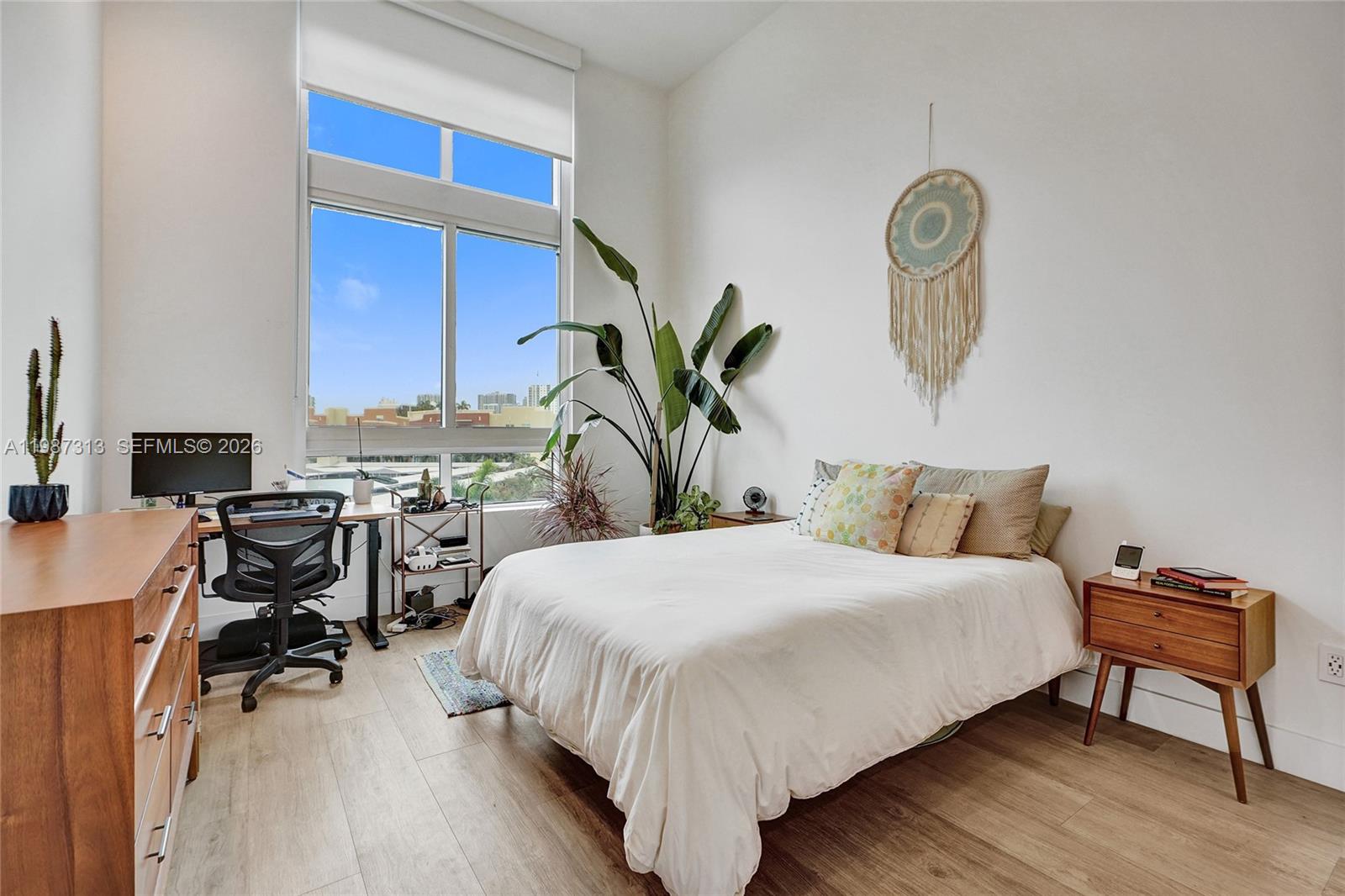 1900 N Bayshore Dr #816, Miami FL 33132