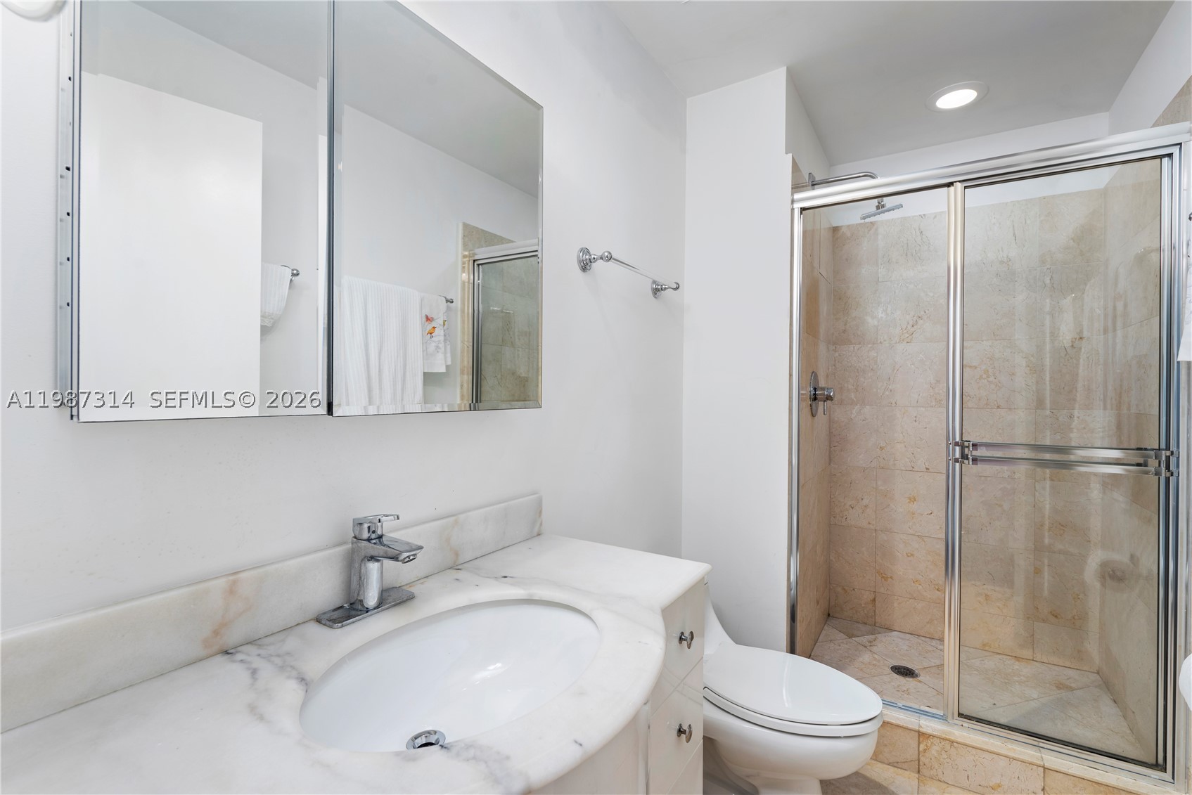 3330 NE 190th St #1715, Aventura FL 33180