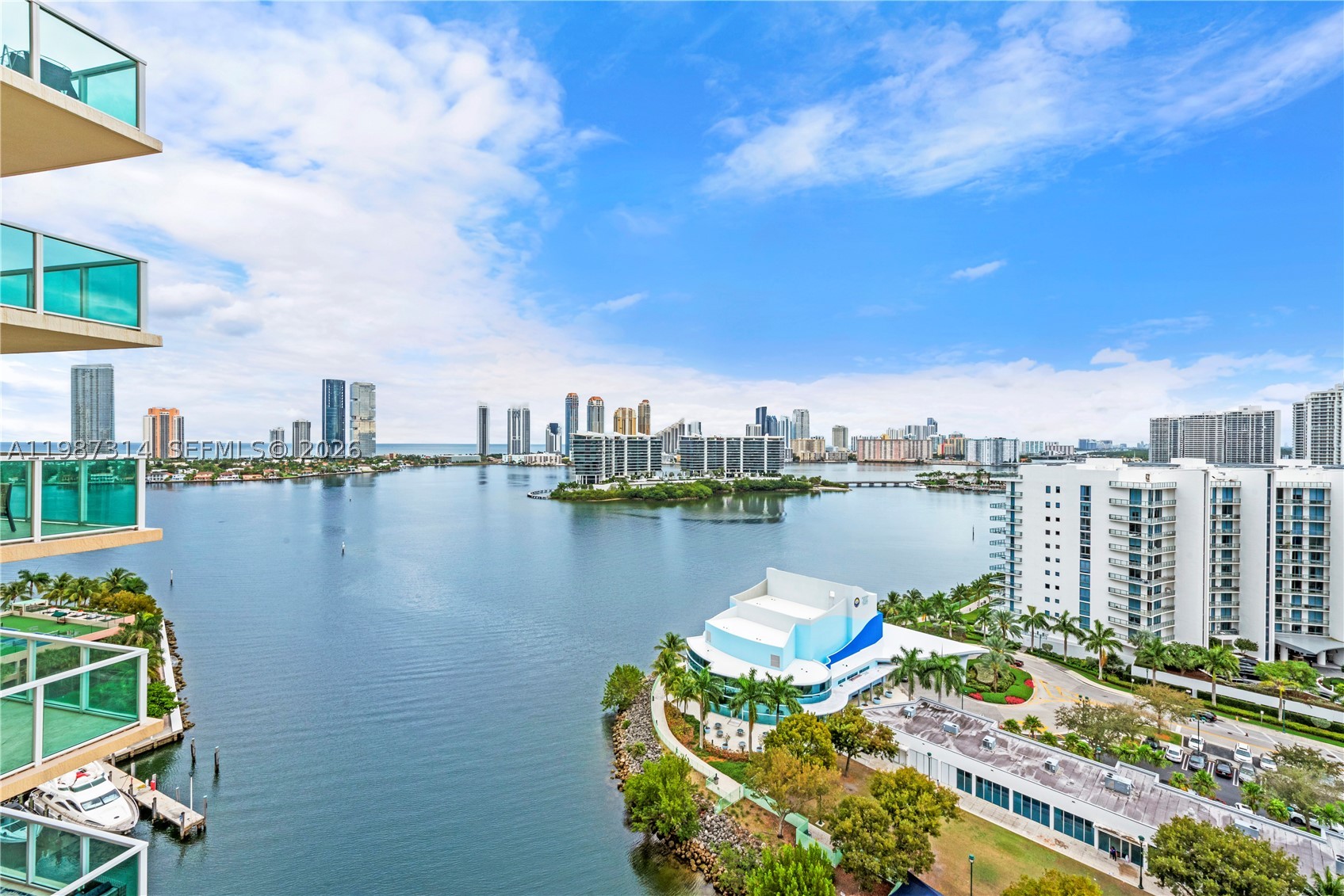 3330 NE 190th St #1715, Aventura FL 33180