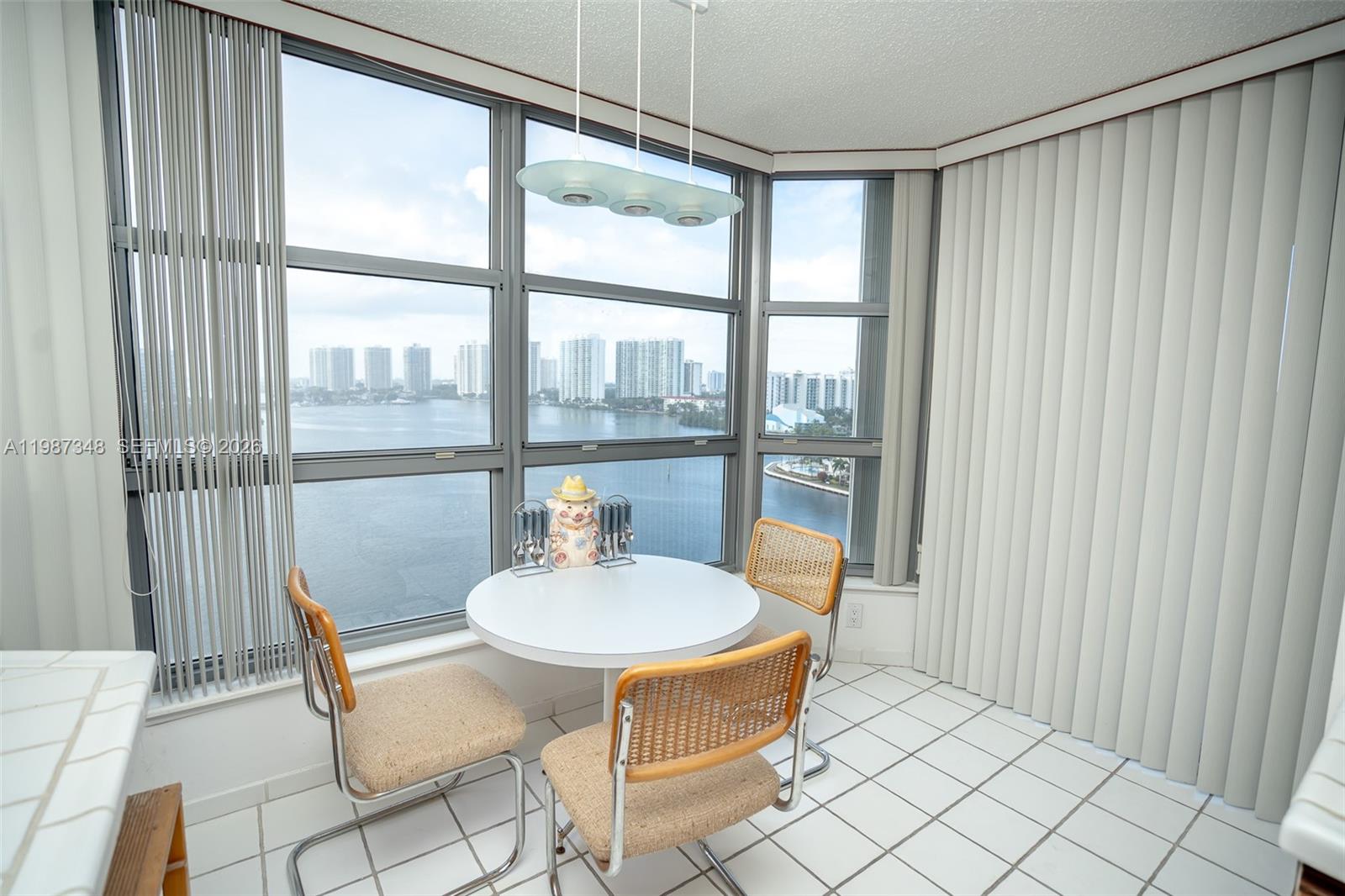 3530 Mystic Pointe Dr #1401, Aventura FL 33180