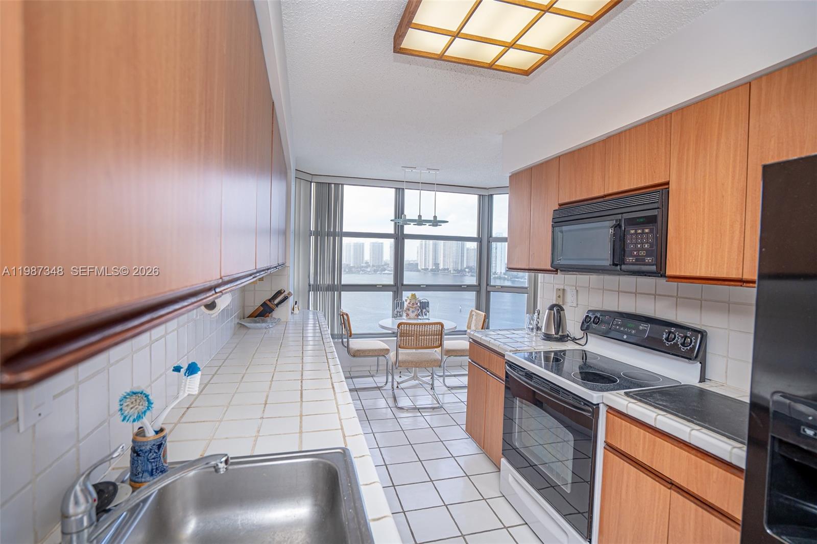 3530 Mystic Pointe Dr #1401, Aventura FL 33180